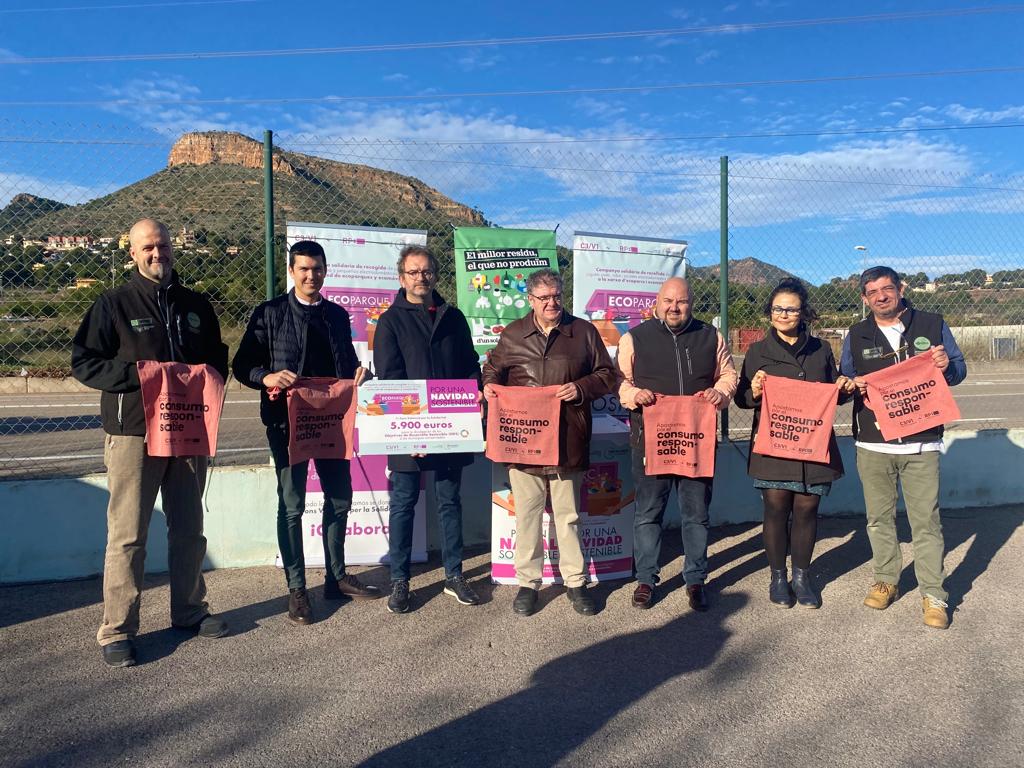 Entrega donativo 5.900 euros para Fons Valencià per la Solidaritat